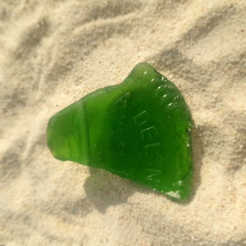 Unikat: Grüner Seeglas-Anhänger